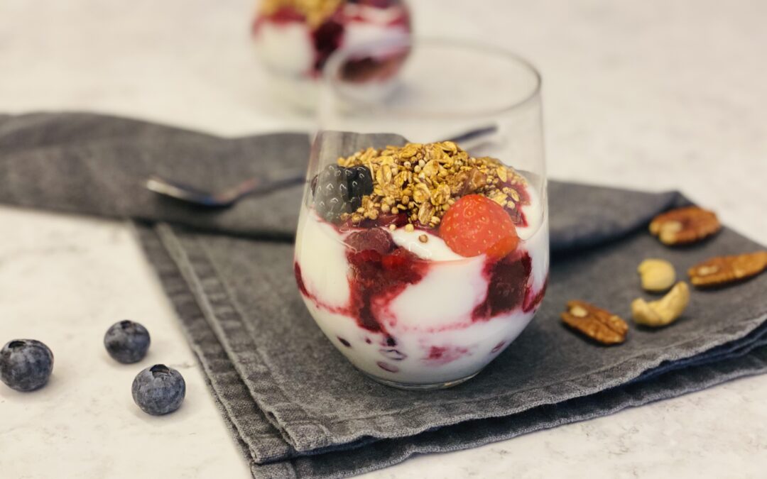 Yoghurt trifle